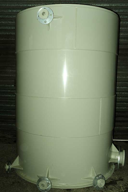Polypropylene circular vessel